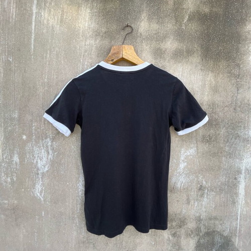 Adidas top used, size XS-S, black and white
