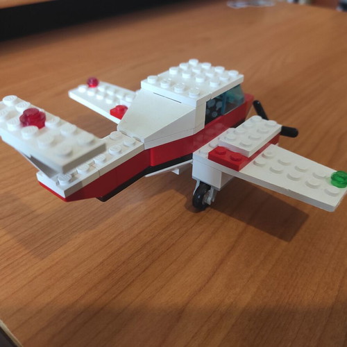 Lego LEGOLAND 6687 used, missing figures, with instructions