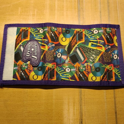 Children's wallet like new, colorful with compartments