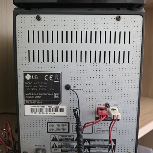 LG CM1530 USB Micro Hi-Fi System like new, 10 watt
