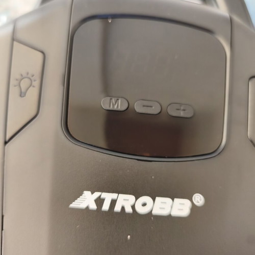 Xtrobb Air Compressor 150psi new, 12v car lighter connection, long cable