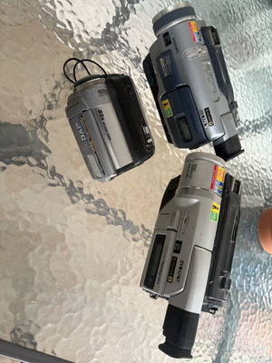 Βιντεοκάμερες Sony και JVC μεταχειρισμένες, πακέτο 3, μοντέλα DCR-TRV120E, DCR-TRV230E, GR-D815E