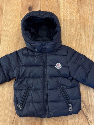 Moncler baby jacket like new, 6-9 months, warm