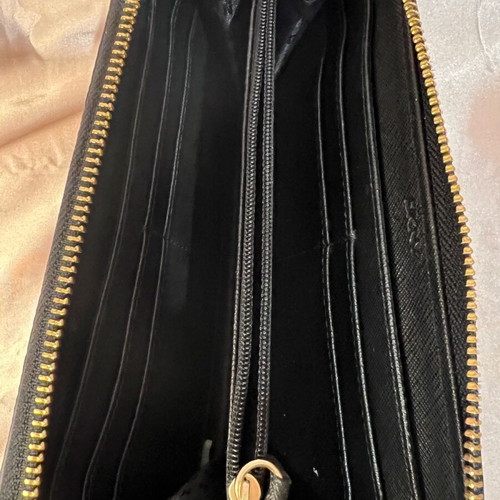 DKNY women's wallet new, black with multiple compartments