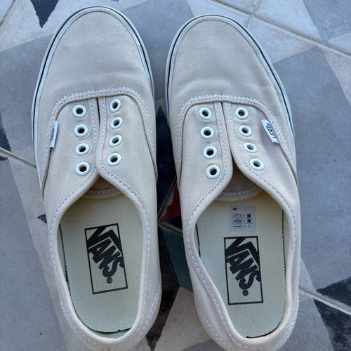 Vans beige size 38 like new without laces