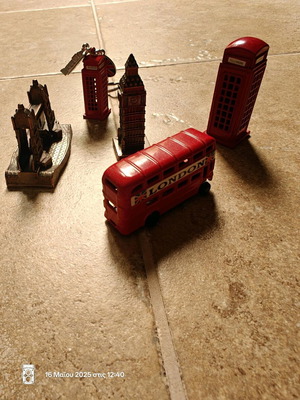 London souvenir pack of 5 items new