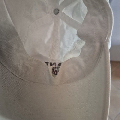 Gant hat like new, white, size S