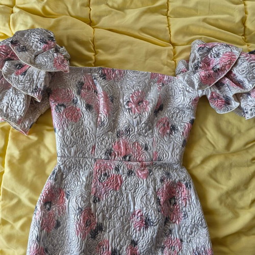 Party dress like new, gray and pink, size XS
