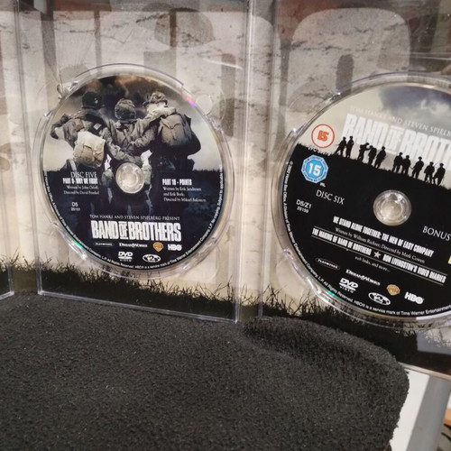 Band Of Brothers DVD box set, 6 discs, Greek subtitles