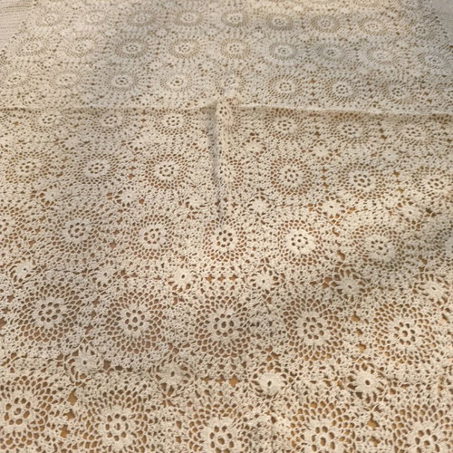 Handmade knitted tablecloth like new