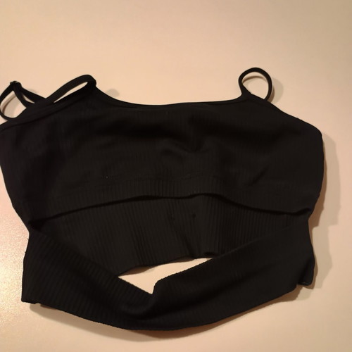 Aim'n women's sports bra like new, adjustable straps, black, size M