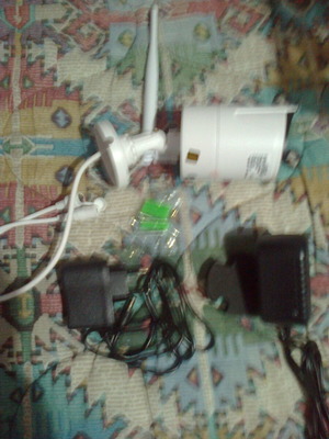 4 IP wired cameras new without recorder