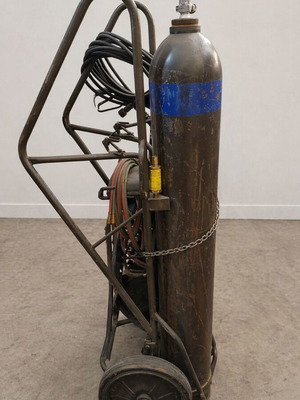 Oxygen collection for cutting and welding like new, military transport trolley Germany