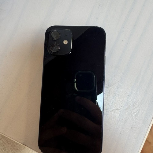 iPhone 12 black 64GB like new with screen issue