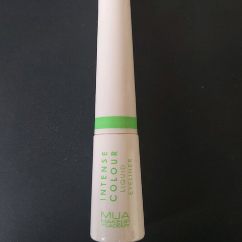 MUA Intense Colour Amazonia Liquid Eyeliner new, light green 3ml