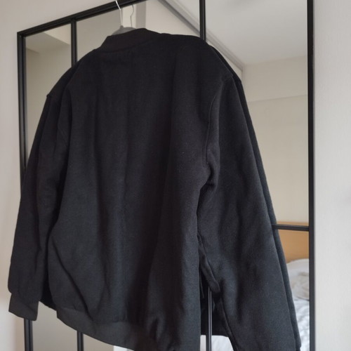 College jacket black, like new, size L