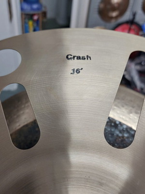 Trash Crash 16" Turkey πιατίνι με δώρο 20" Ride πιατίνι