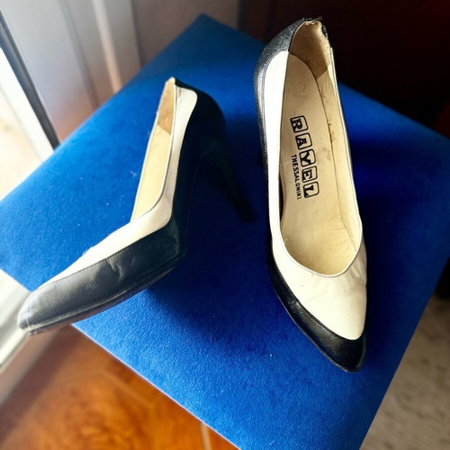 Ravel pumps used, black and white leather, size 38