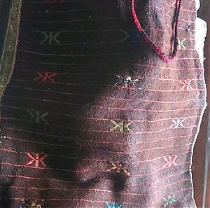 Παλαιός σάκος - ταγάρι μεγάλος 90×70 χειροποίητος στον αργαλειό από μαλλί σε καφέ χρώμα.Μπορει να χρησιμοποιηθεί στον τοίχο σαν διακοσμητική πάντα ή χρηστικά σαν μαξιλάρι πλάτης σε καναπέ