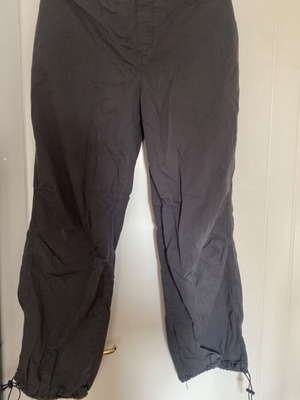 Cargo pants grey like new, elastic, size L