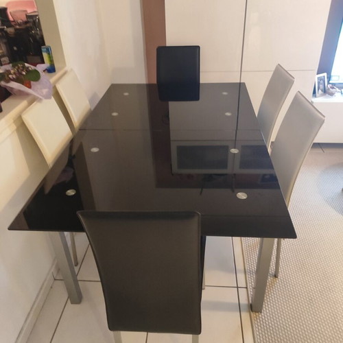SATO dining set with extendable glass table and 6 leatherette chairs