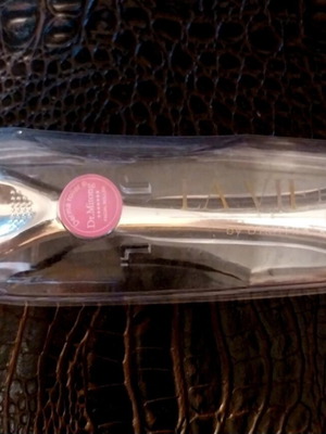 Derma Roller La Vie En Rose από τη Δήμητρα Κατσαφάδου καινούργιο