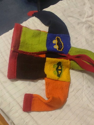 Hand knitted wool sweater with zipper and car decoration, new, for 3-year-old child