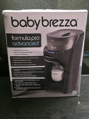 Baby Brezza Formula Pro Advanced electric formula maker new, black