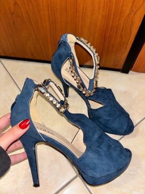 Blue sandals with rhinestones and thin heel, size 38
