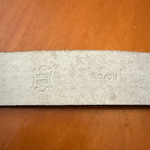 Men's leather belt gray with embossed texture like new