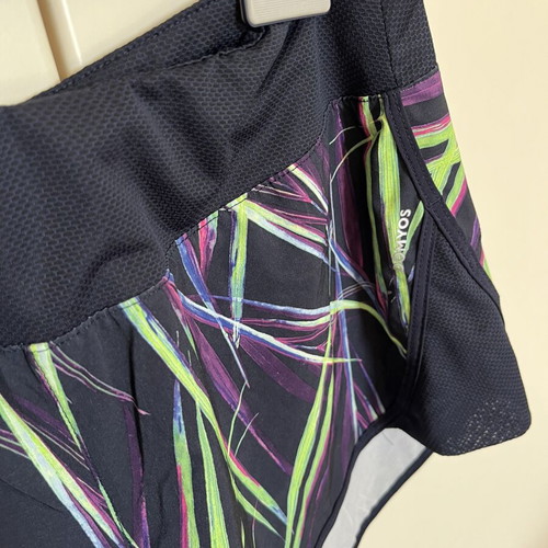 Decathlon sports shorts like new, size M, blue