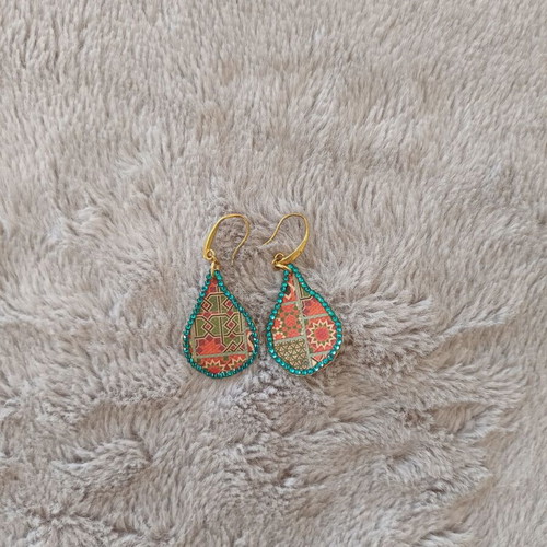 Ethnic hanging earrings like new, blue multicolor