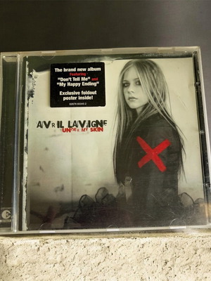 Avril Lavigne Under My Skin CD used, pop