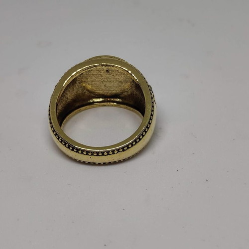 El Cazador 1784 ring like new with gold tone and silver details