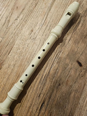 Plastic Recorder Metron like new