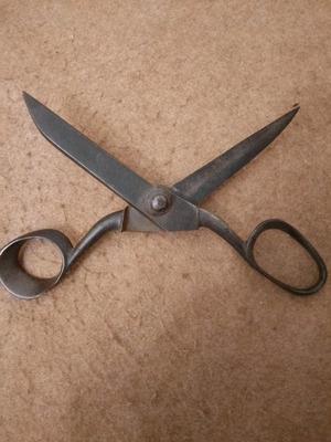 Αντίκα ψαλίδι μεταχειρισμένο παλιάς εποχής χειροποίητο