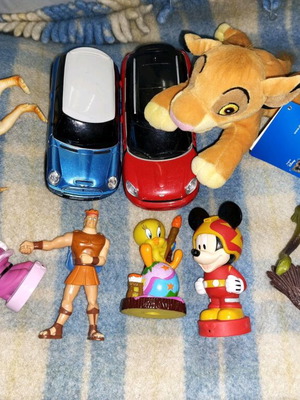 Various toys used in very good condition