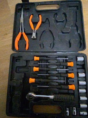 Tool set in case used, ratchet, sockets, screwdrivers & pliers