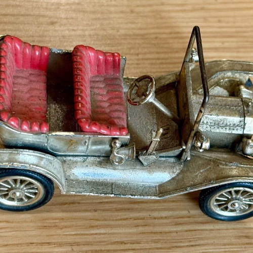 Lesney Ford Model T car used, made in England