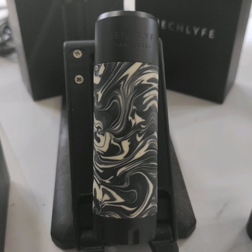 Arcless by Mechlyfe Mechanical Mod black and white resin steel new