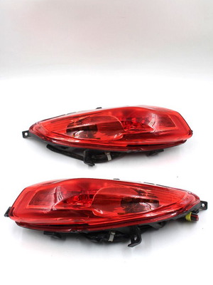 Piaggio Medley 125 ABS 4T 2017 rear left and right taillights used