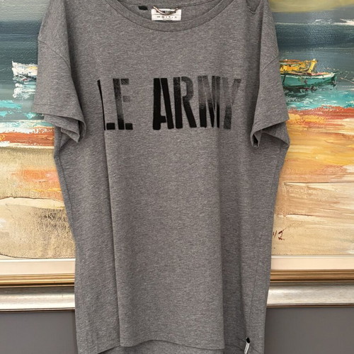 One Teaspoon Le Army Distressed Oversized T-shirt like new, grey