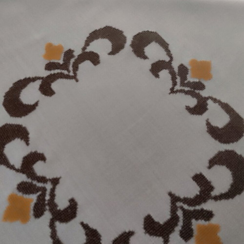Vintage square tablecloth like new, 70x70 cm, finely crafted