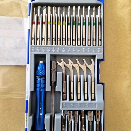 Tivoly 27-Piece Precision Modeling Tool Kit New