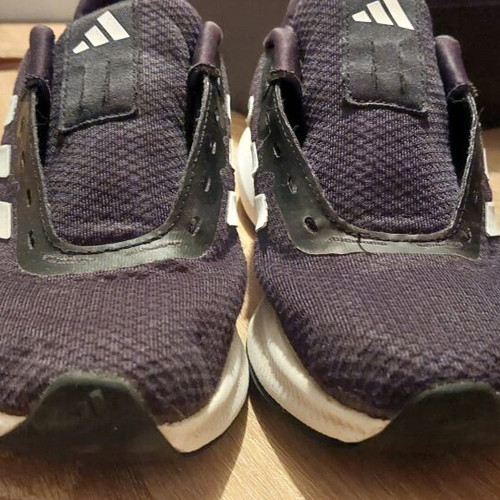 Adidas Runfalcon 3.0 running shoes size 39 1/2 like new