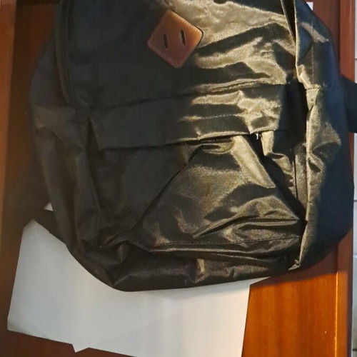 Unisex backpack like new, black