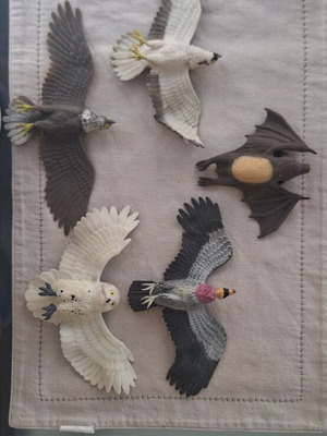 Collection &co bird miniatures like new, set of 5
