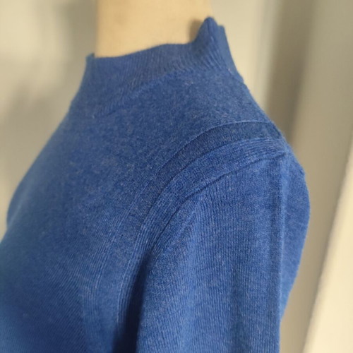 Adagio blue knitted women's sweater size M new