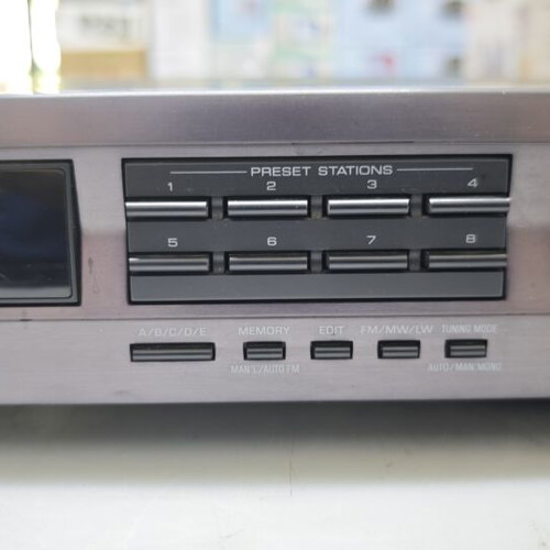 Yamaha TX396L stereo tuner