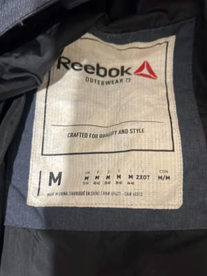 Μπουφάν Reebok γκρι medium σαν καινούργιο